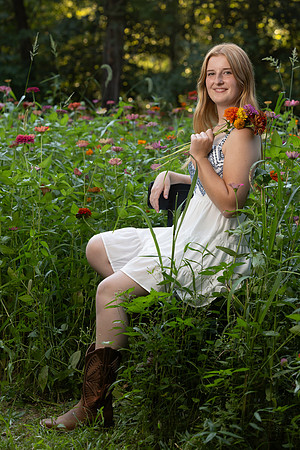 violet Indianapolis Senior Photographer Connie Etter Photography-0614