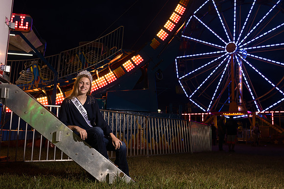 Indianapolis Senior Photographer | Connie Etter Photography-4115