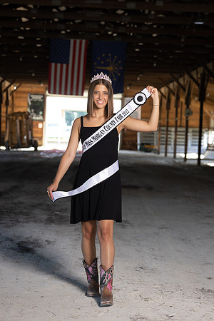 Indianapolis Senior Photographer | Connie Etter Photography -9703