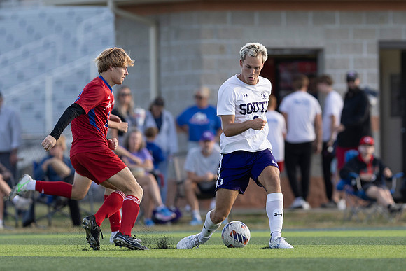 CONNIEETTERPHOTO BOYS SOCCER VS BSOUTH_5
