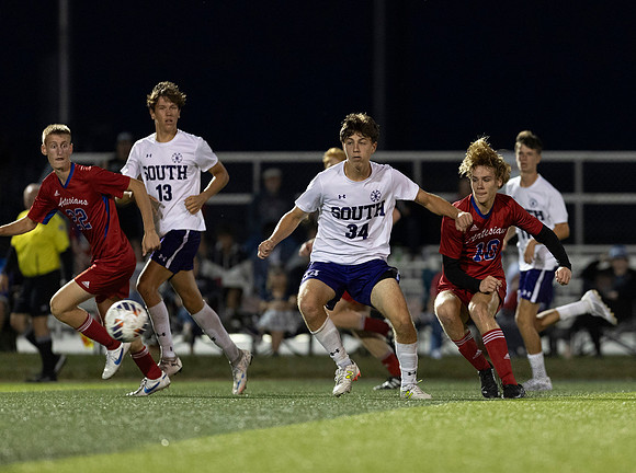 CONNIEETTERPHOTO BOYS SOCCER VS BSOUTH_61