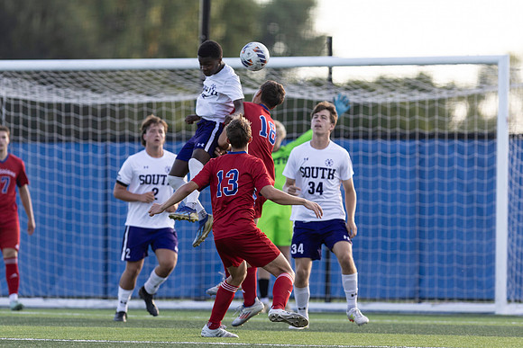CONNIEETTERPHOTO BOYS SOCCER VS BSOUTH_71