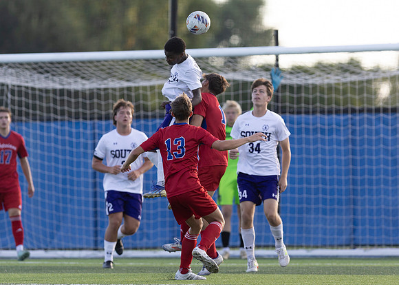 CONNIEETTERPHOTO BOYS SOCCER VS BSOUTH_70