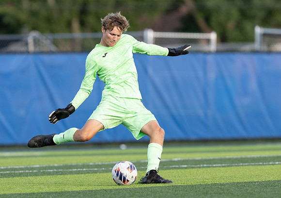 CONNIEETTERPHOTO BOYS SOCCER VS BSOUTH_76