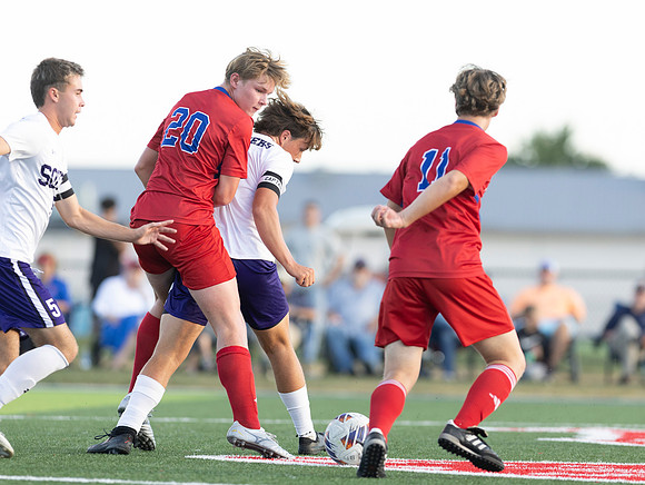 CONNIEETTERPHOTO BOYS SOCCER VS BSOUTH_80