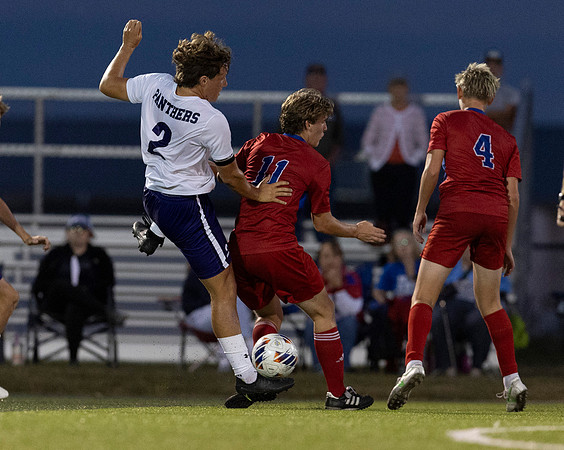 CONNIEETTERPHOTO BOYS SOCCER VS BSOUTH_114