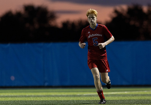 CONNIEETTERPHOTO BOYS SOCCER VS BSOUTH_120