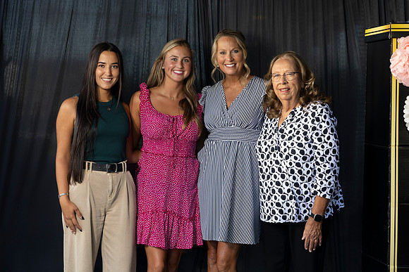 Indianapolis Senior Photographer Connie Etter Photography-9768