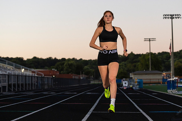 Indianapolis Senior Photographer Connie Etter Photography--13