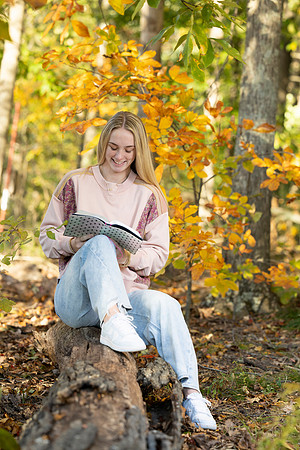 Indianapolis Senior Photographer Connie Etter Photography-7003