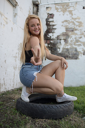 Indianapolis Senior Photographer | Connie Etter Photography-9625