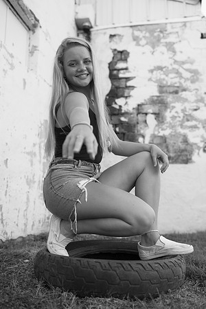 Indianapolis Senior Photographer | Connie Etter Photography-9623