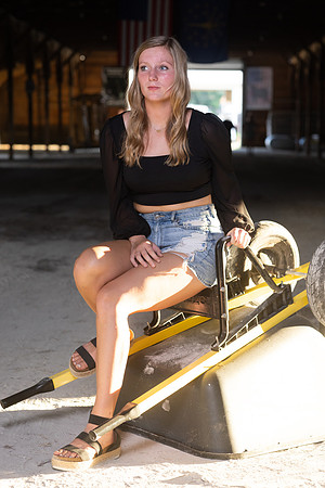 Indianapolis Senior Photographer | Connie Etter Photography -2049