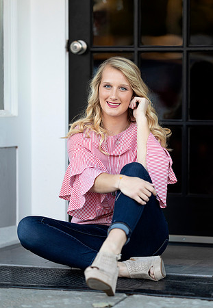 Indianapolis Senior Photographer  E72A3423