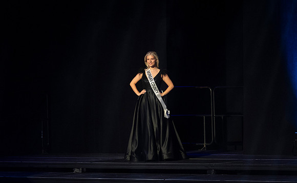 ConnieEtterPhotographyIndianaStateFairQueen2026_20
