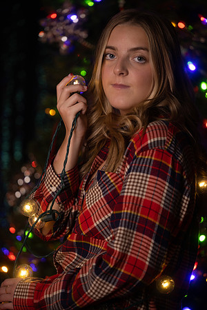 2024 senior HADLEY MADDOX CHRISTMAS -2-58