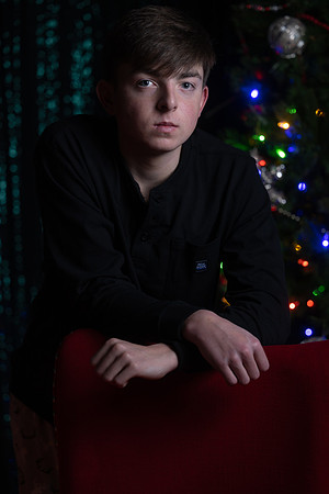 2024 senior HADLEY MADDOX CHRISTMAS -2-67