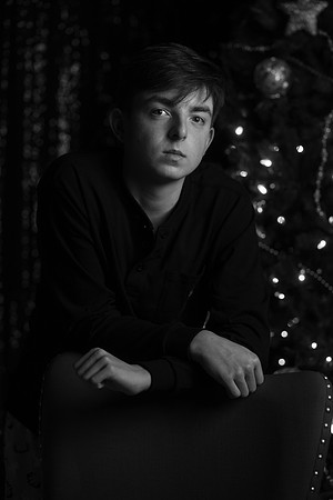 2024 senior HADLEY MADDOX CHRISTMAS -2-69