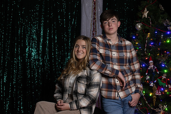 2024 senior HADLEY MADDOX CHRISTMAS -2-94