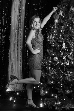 2024 senior HADLEY MADDOX CHRISTMAS -2-113
