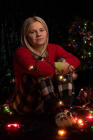 2024 senior CHRISTMAS -2-11