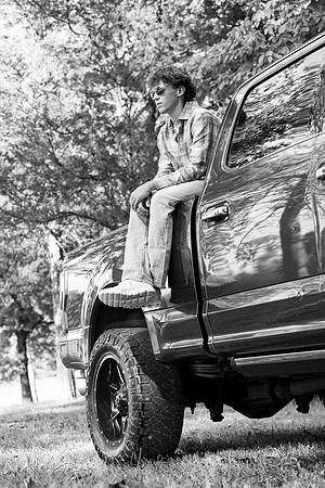 Indianapolis Senior Photographer - Connie Etter Photography-1567-@ConnieEtterPhoto