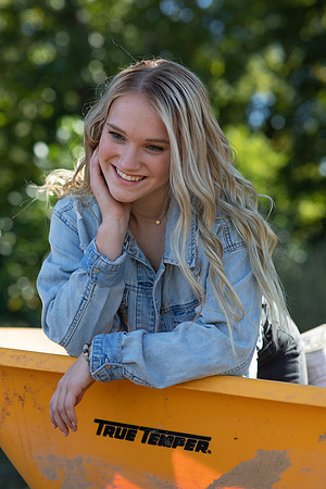 Indianapolis Senior Photographer | Connie Etter Photography-5003