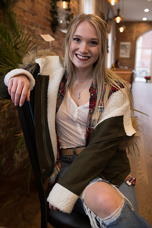 Indianapolis Senior Photographer | Connie Etter Photography-7640-2