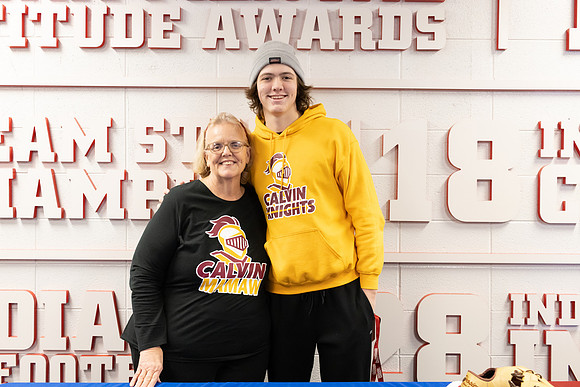 Indianapolis Senior Photographer | Connie Etter Photography-5578