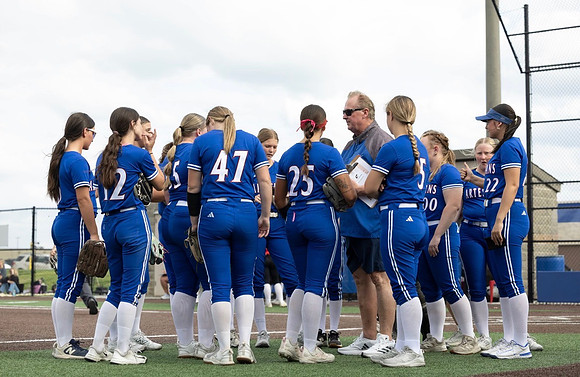 softball IMG_2807