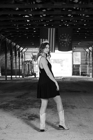 Indianapolis Senior Photographer | Connie Etter Photography -9595
