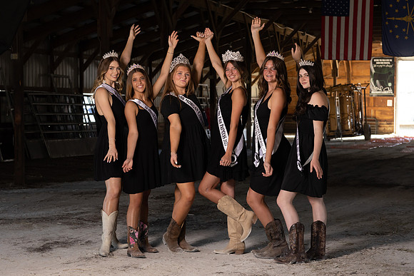 Indianapolis Senior Photographer | Connie Etter Photography -9918-2