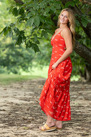 Connie_Etter_Photography_Avery Sunflower_6