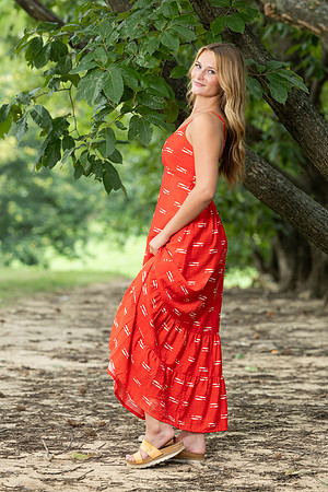 Connie_Etter_Photography_Avery Sunflower_7