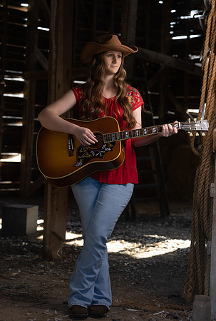 Indianapolis Senior Photographer | Connie Etter Photography-2-148