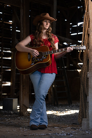 Indianapolis Senior Photographer | Connie Etter Photography-2-154