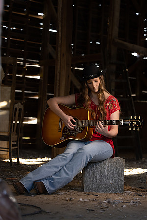 Indianapolis Senior Photographer | Connie Etter Photography-2-158