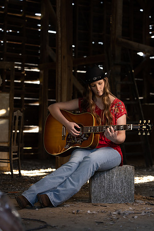 Indianapolis Senior Photographer | Connie Etter Photography-2-160
