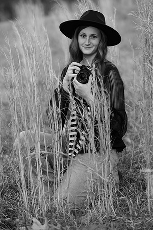 Indianapolis Senior Photographer | Connie Etter Photography-2-15