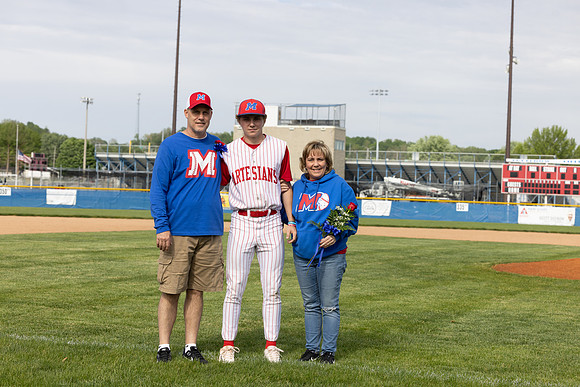 Indianapolis Senior Photographer | Connie Etter Photography-7339