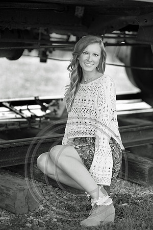 INDIANA SENIOR PHOTOGRAPHY - Connie Etter Photography -021_pp. 3