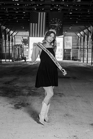Indianapolis Senior Photographer | Connie Etter Photography -9586