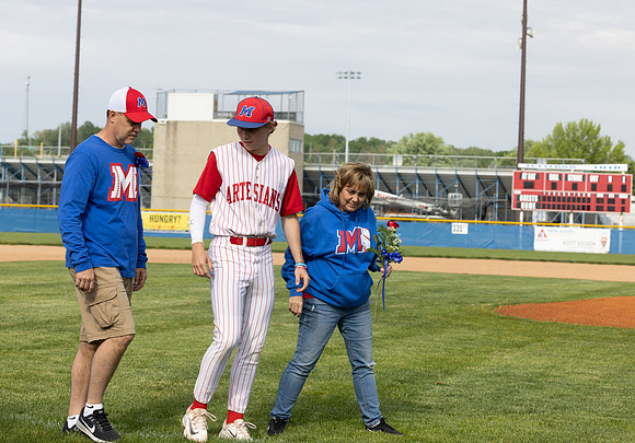 Indianapolis Senior Photographer | Connie Etter Photography-7344
