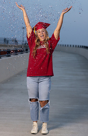 Indianapolis Senior Photographer | Connie Etter Photography-