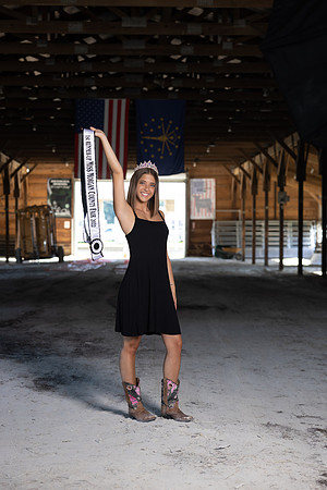 Indianapolis Senior Photographer | Connie Etter Photography -9690