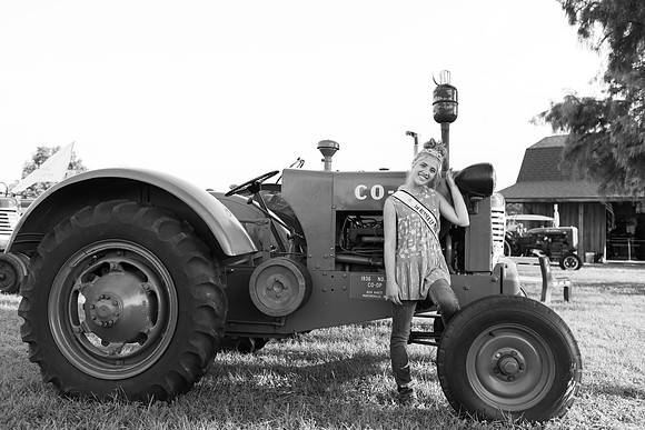 Indianapolis Senior Photographer | Connie Etter Photography-3838