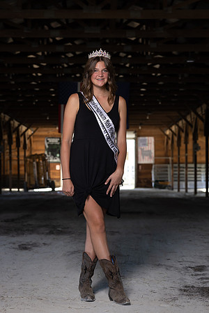 Indianapolis Senior Photographer | Connie Etter Photography -9542