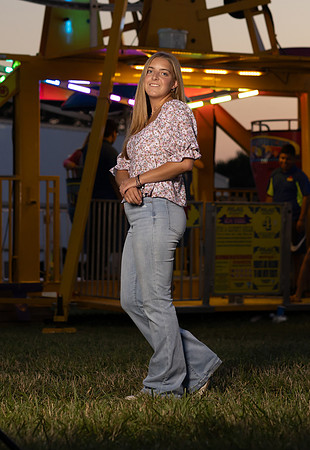 Indianapolis Senior Photographer | Connie Etter Photography-2-25
