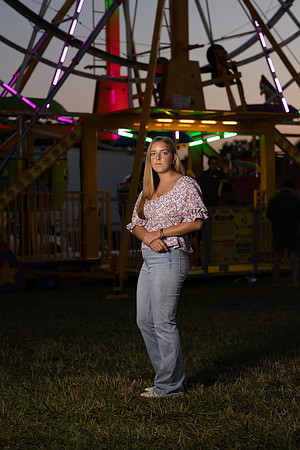 Indianapolis Senior Photographer | Connie Etter Photography-2-26