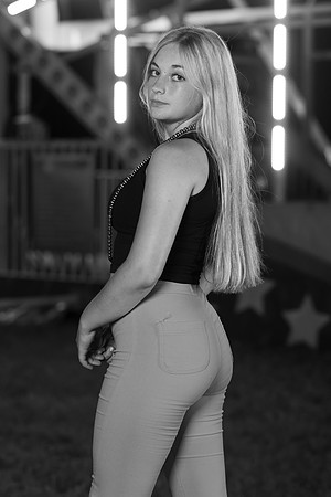 Indianapolis Senior Photographer | Connie Etter Photography -1124